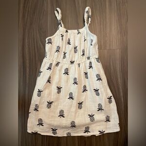 Cat & Jack Girls Cream Dress with Black Pineapple Print and pockets size 5T